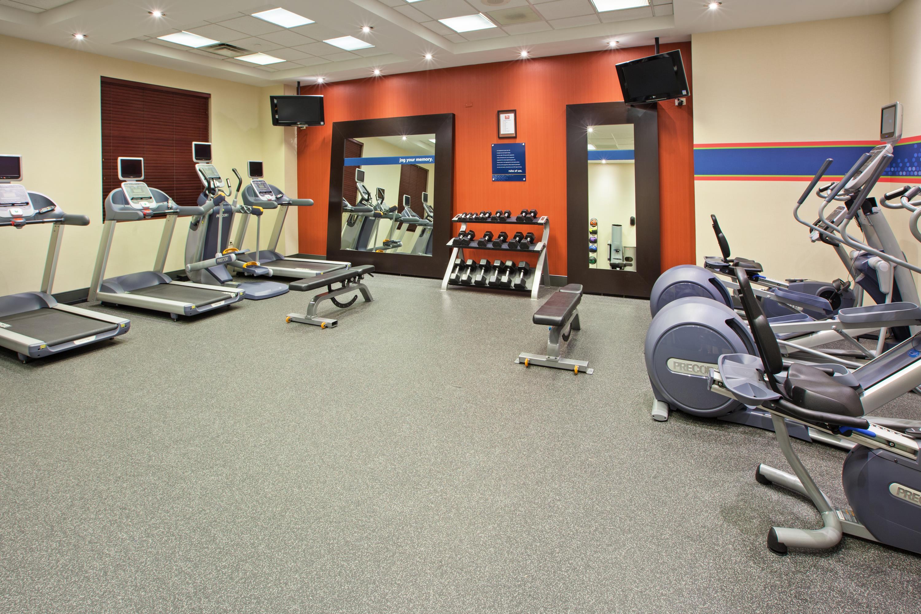 Health club fitness center gym | Hampton Inn & Suites Chicago-North Shore/Skokie