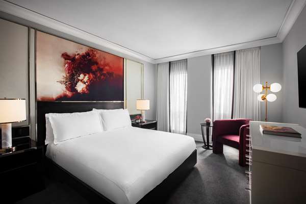  - Waldorf Astoria Hotel Chicago