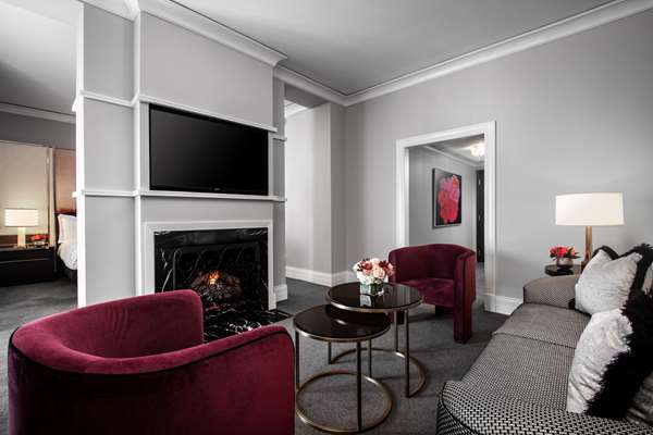  - Waldorf Astoria Hotel Chicago