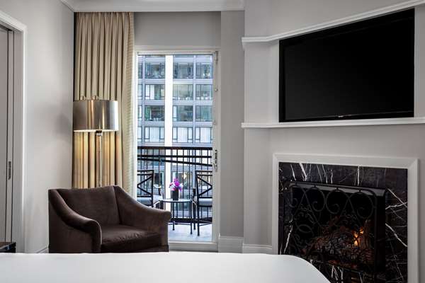  - Waldorf Astoria Hotel Chicago