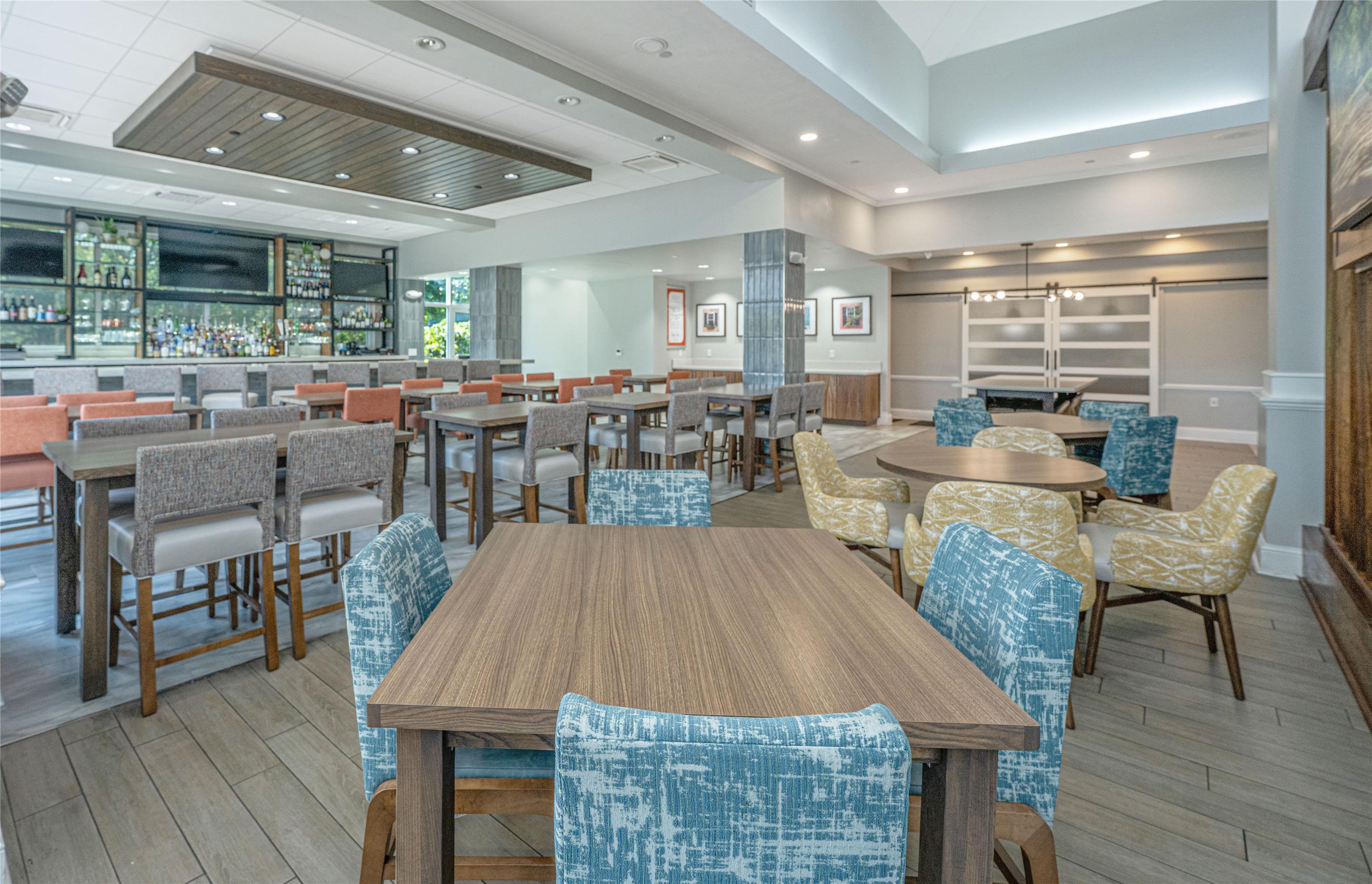 Restaurant | Hilton Garden Inn Charleston Airport