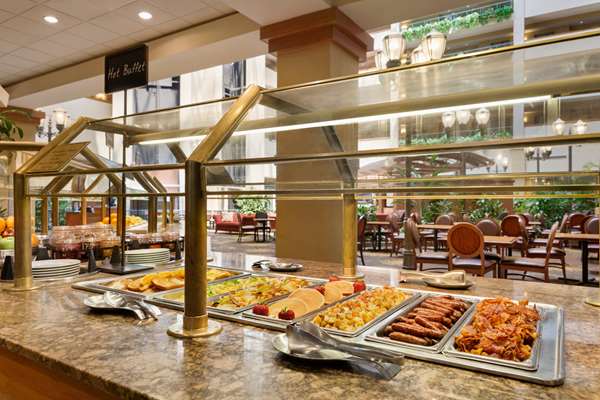 Restaurant - Embassy Suites Charleston Convention Center - I-526, Exit 16