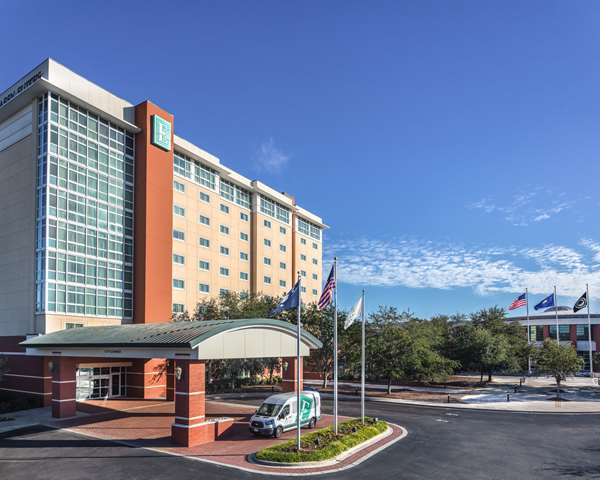 Exterior view - Embassy Suites Charleston Convention Center - I-526, Exit 16