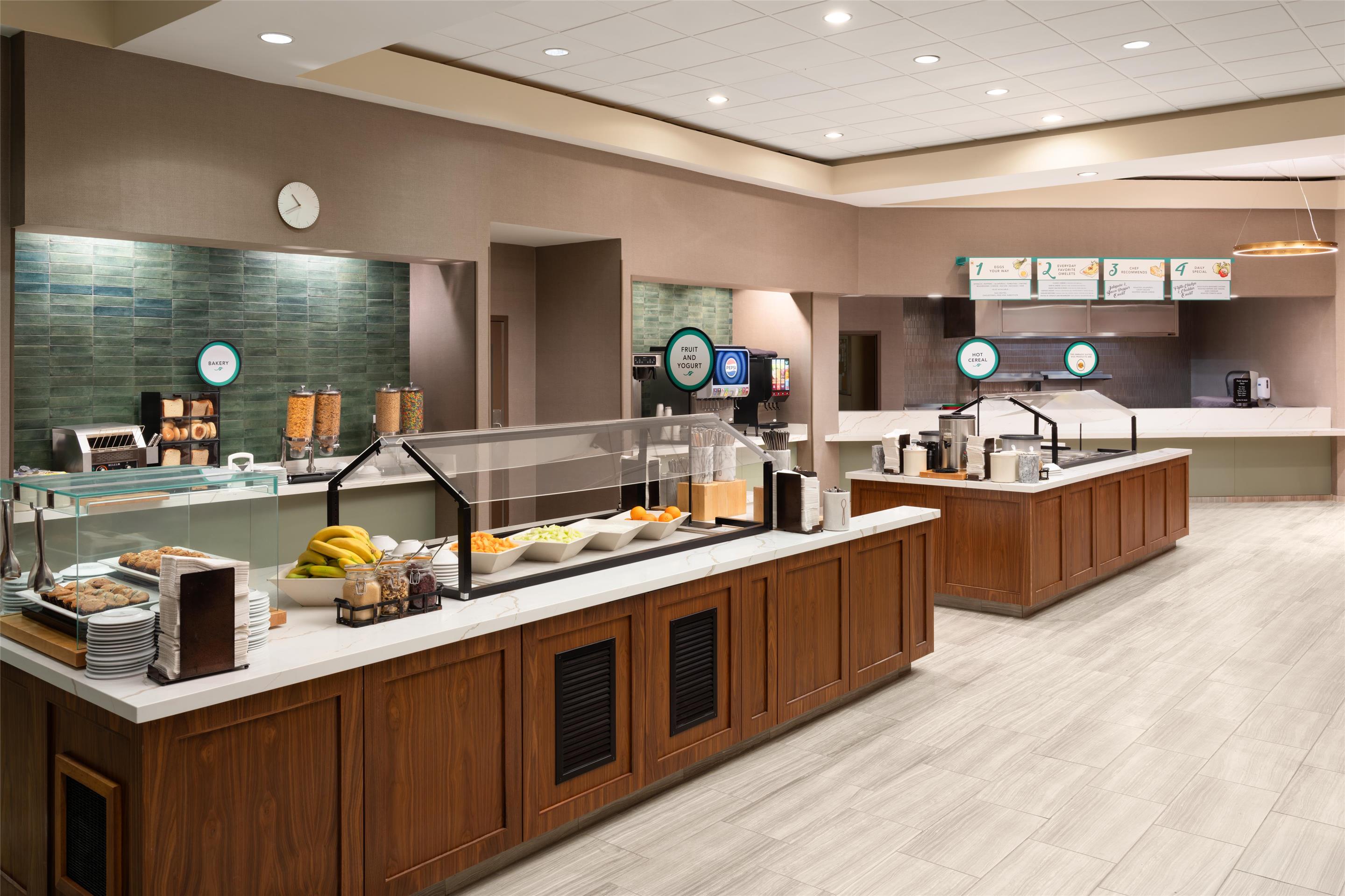 Breakfast Area | Embassy Suites by Hilton Charleston Airport Convention Ctr