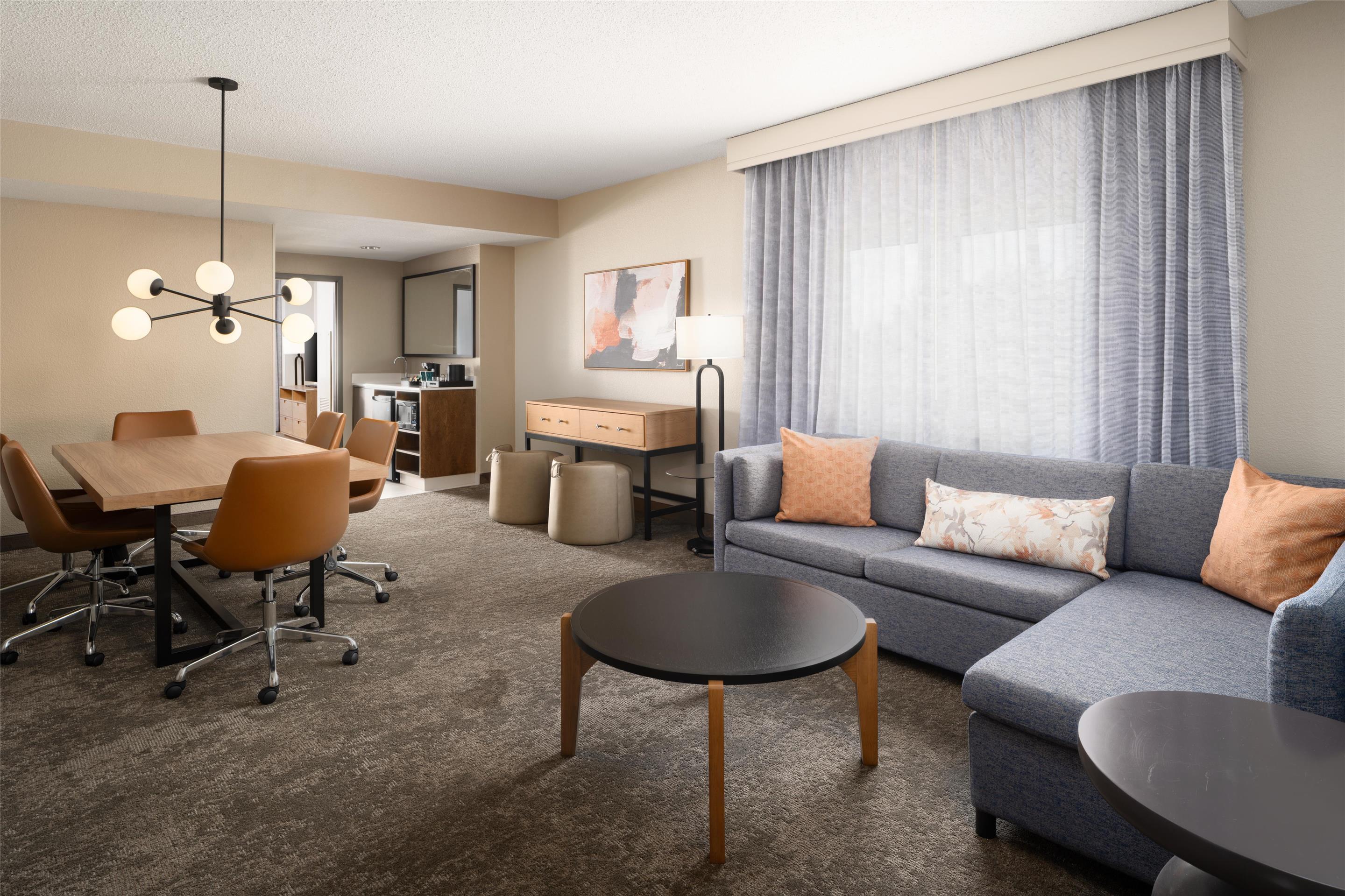Guest room