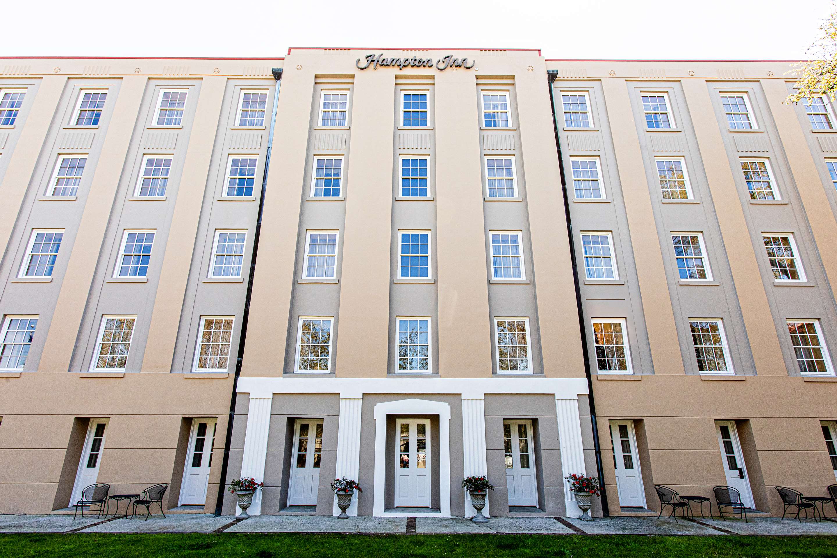 Exterior | Hampton Inn Charleston-Historic District