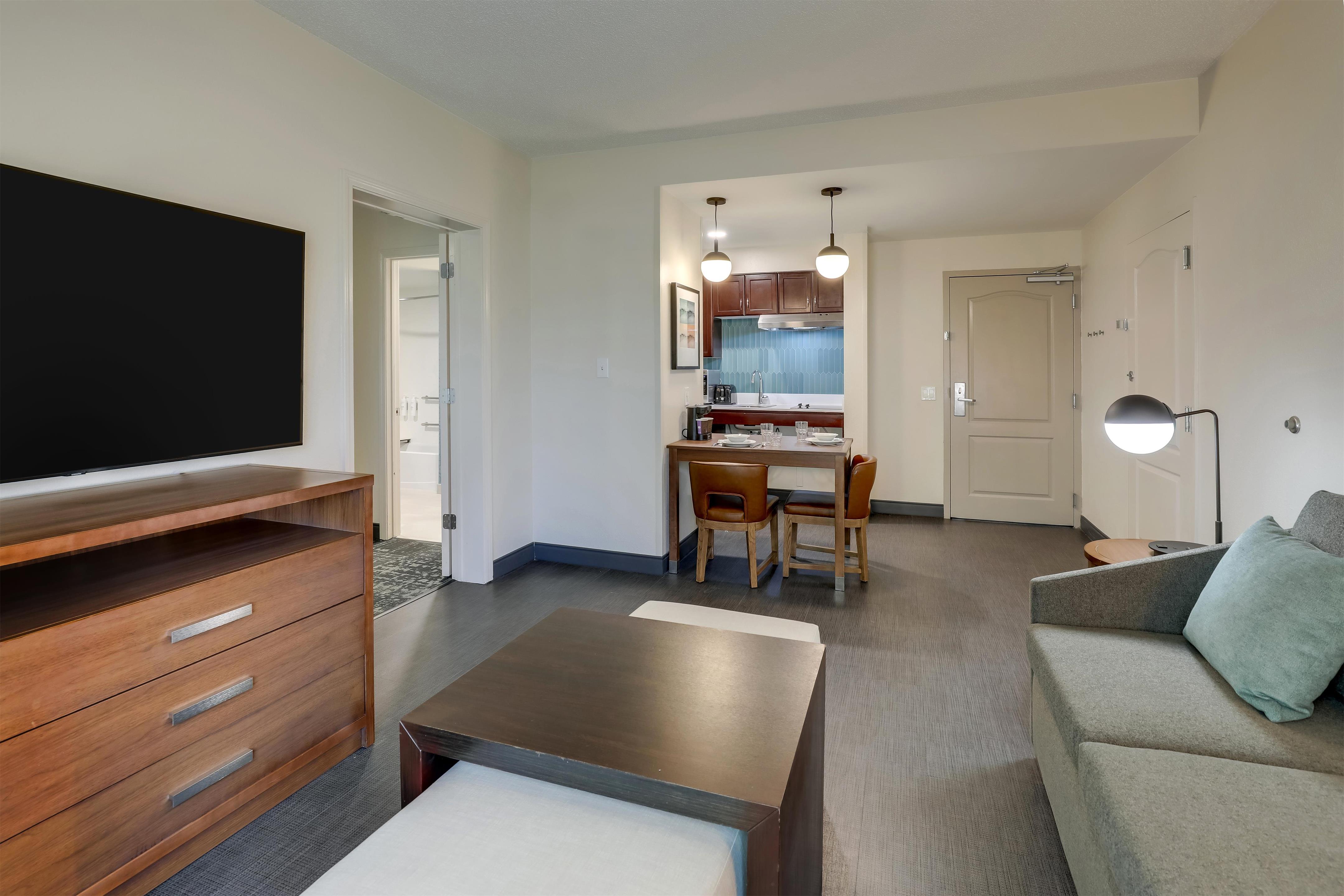 Guest room