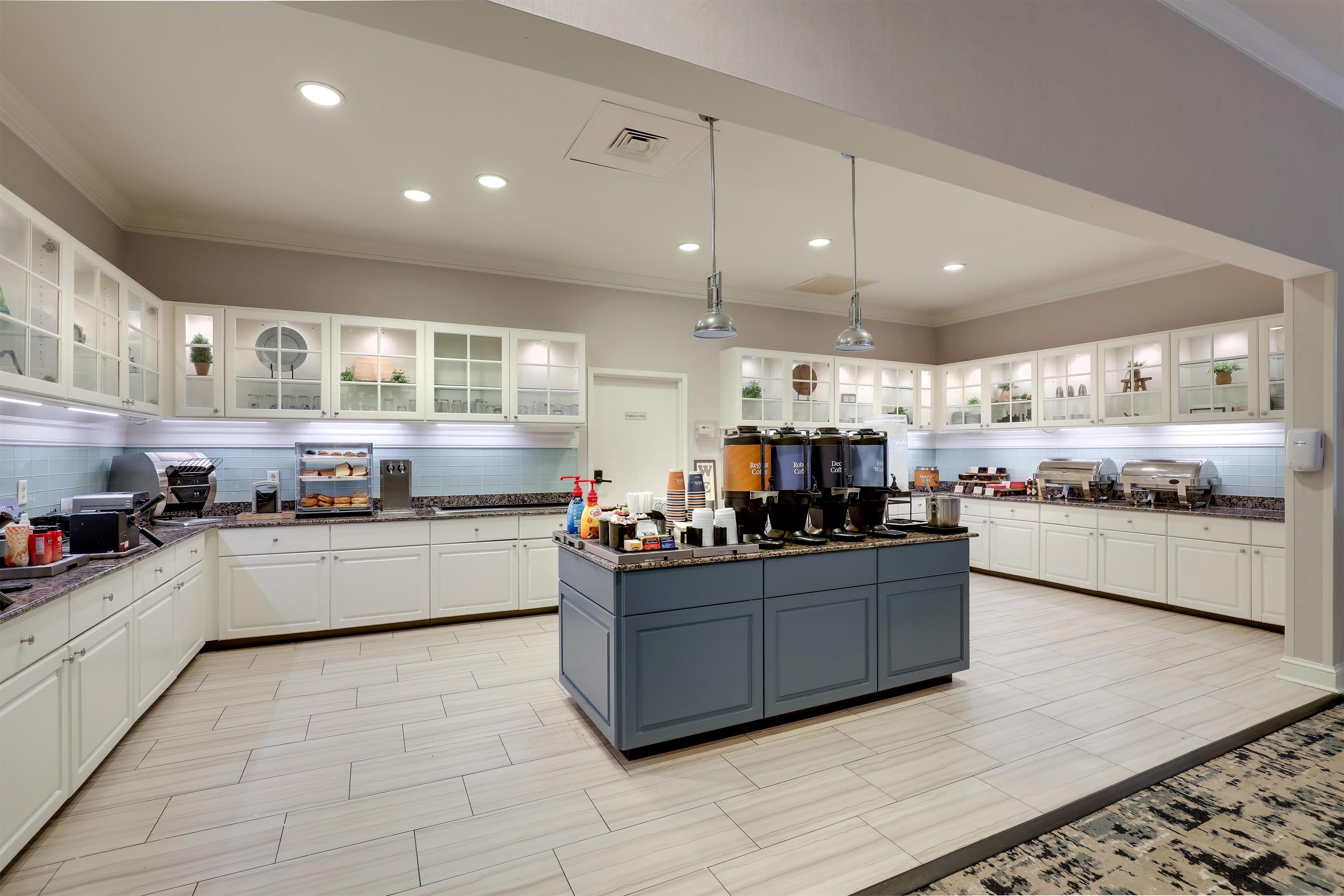 Breakfast Area | Homewood Suites by Hilton Charleston - Mt Pleasant