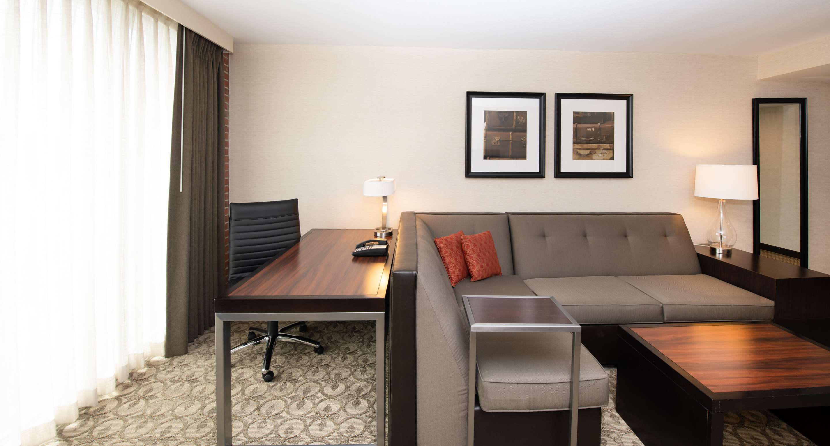 Guest room