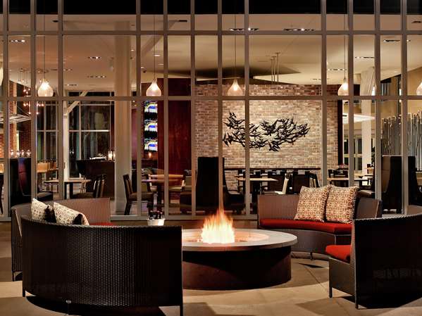 Exterior view - DoubleTree by Hilton Northwoods North Charleston - I-26, Exit 209