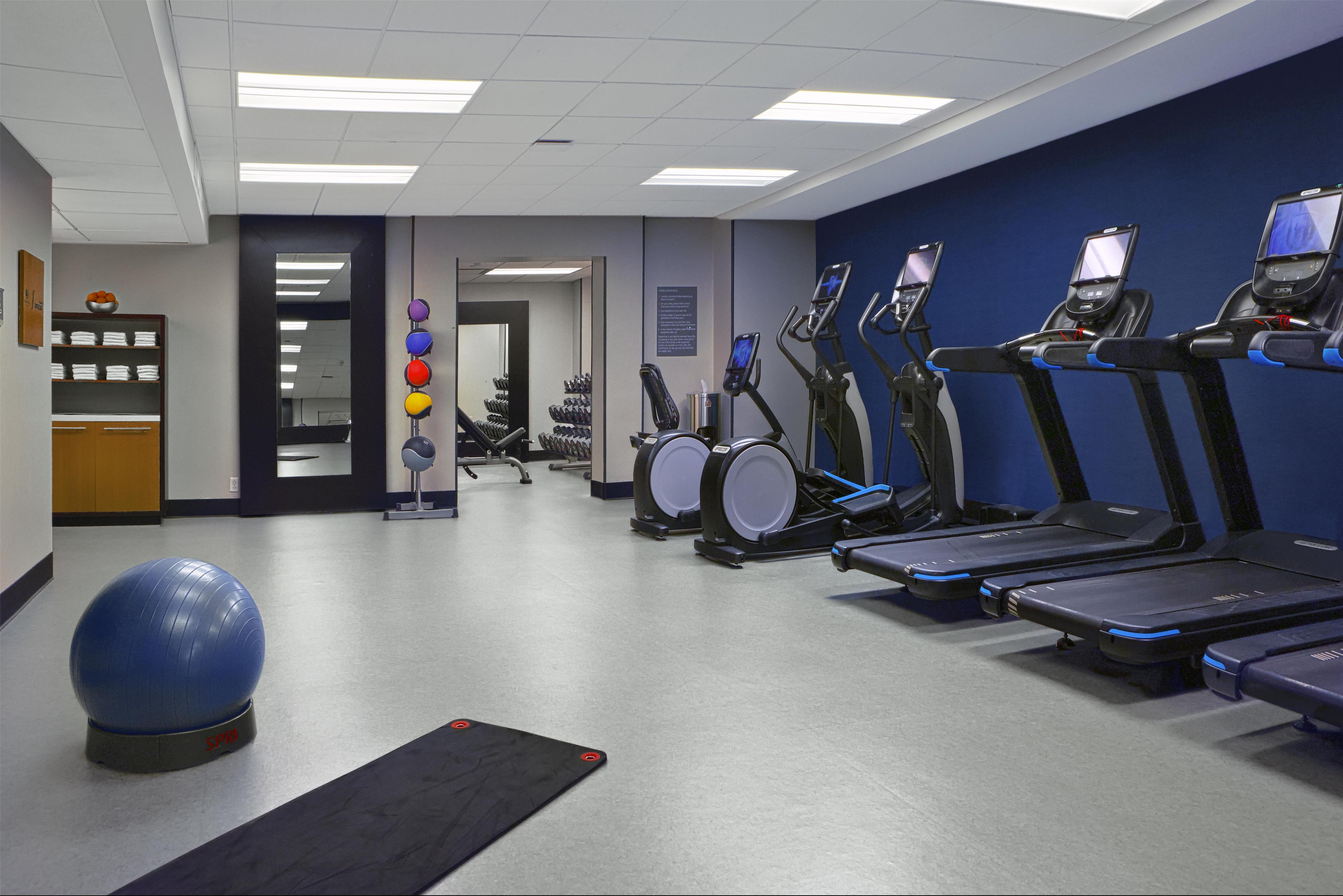 Health club fitness center gym | Doubletree by Hilton Cedar Rapids Convention Complex