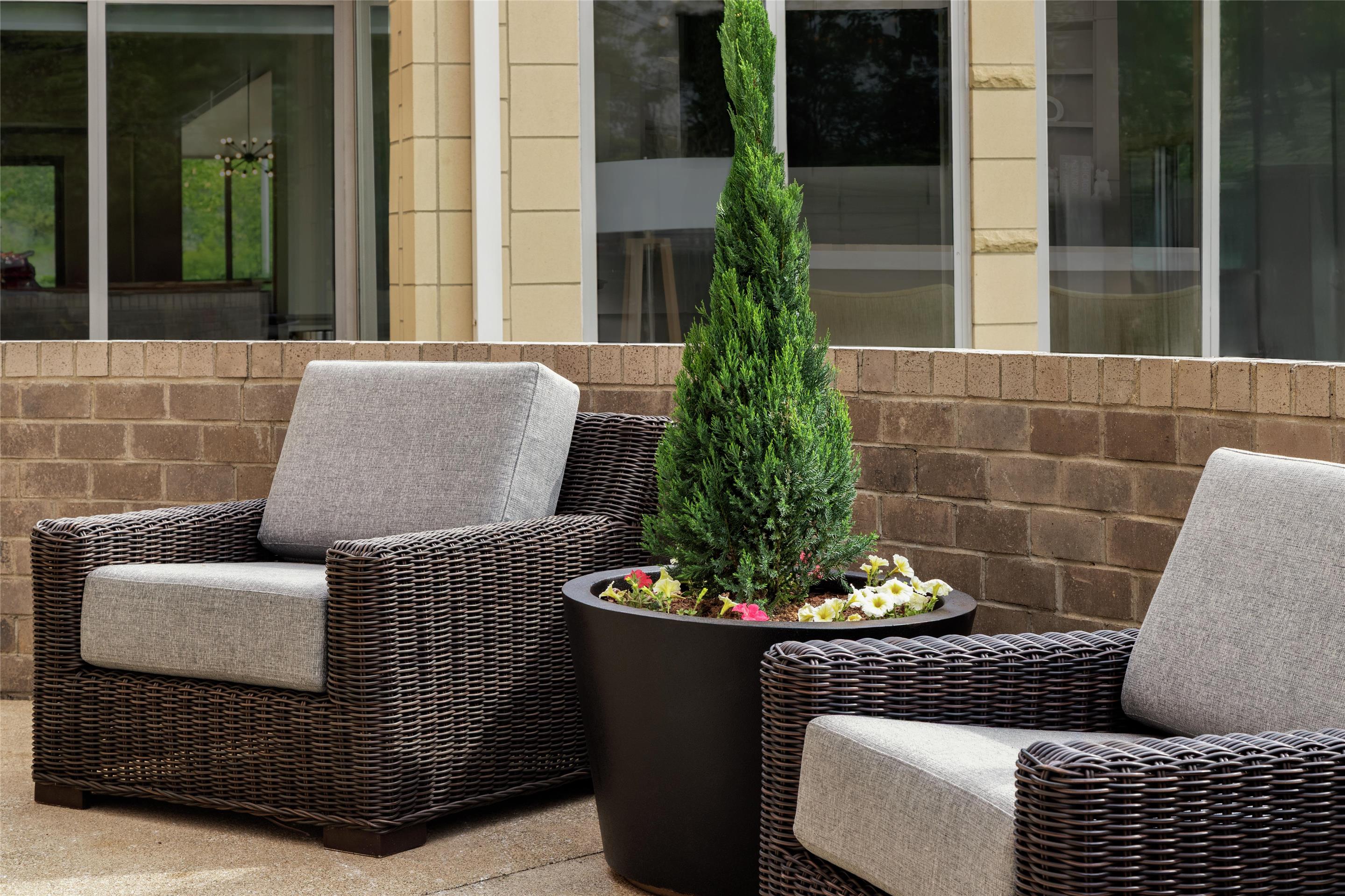 Exterior | Hilton Garden Inn Cleveland Airport