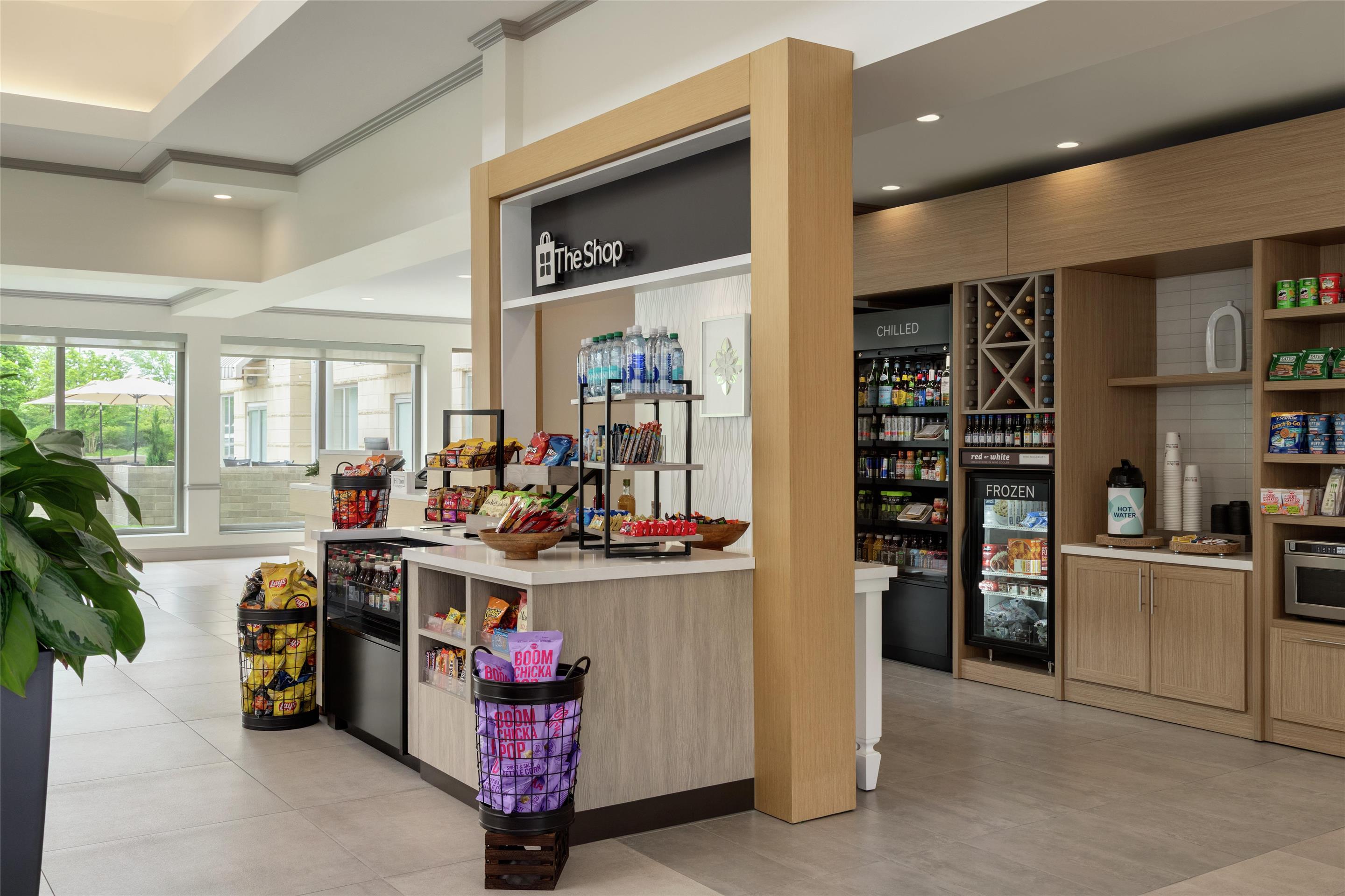 Restaurant | Hilton Garden Inn Cleveland Airport