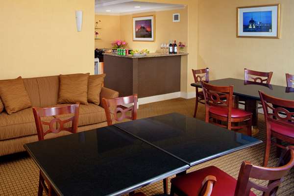  - DoubleTree by Hilton Hotel Independence