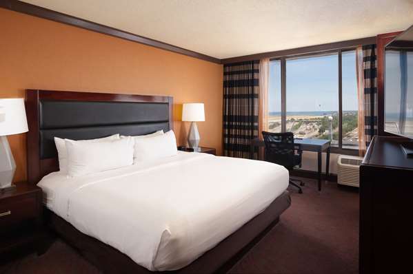  - DoubleTree by Hilton Hotel Downtown Cleveland