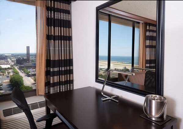  - DoubleTree by Hilton Hotel Downtown Cleveland