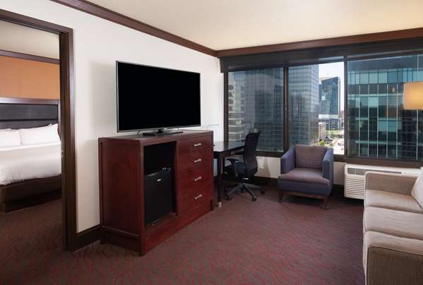  - DoubleTree by Hilton Hotel Downtown Cleveland