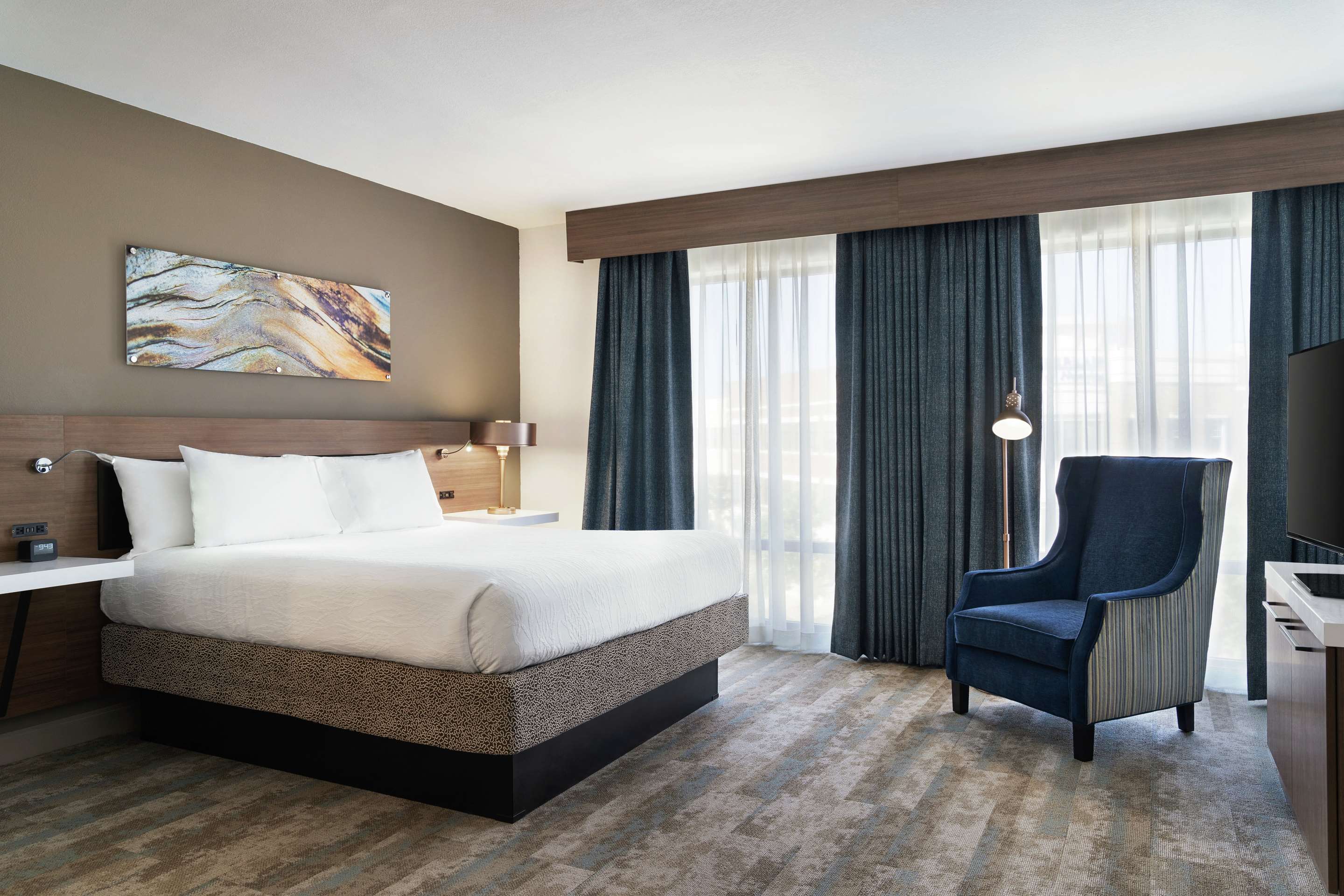 Guest room