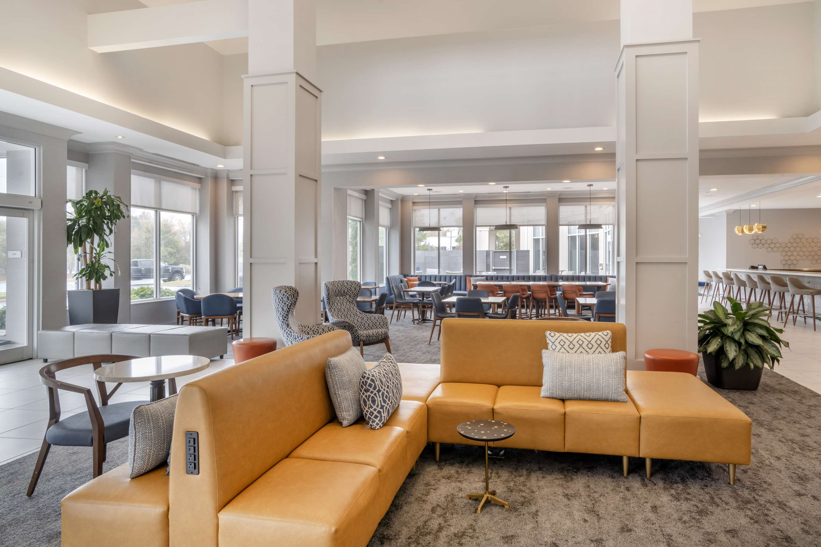 Lobby | Hilton Garden Inn Charlotte/Concord