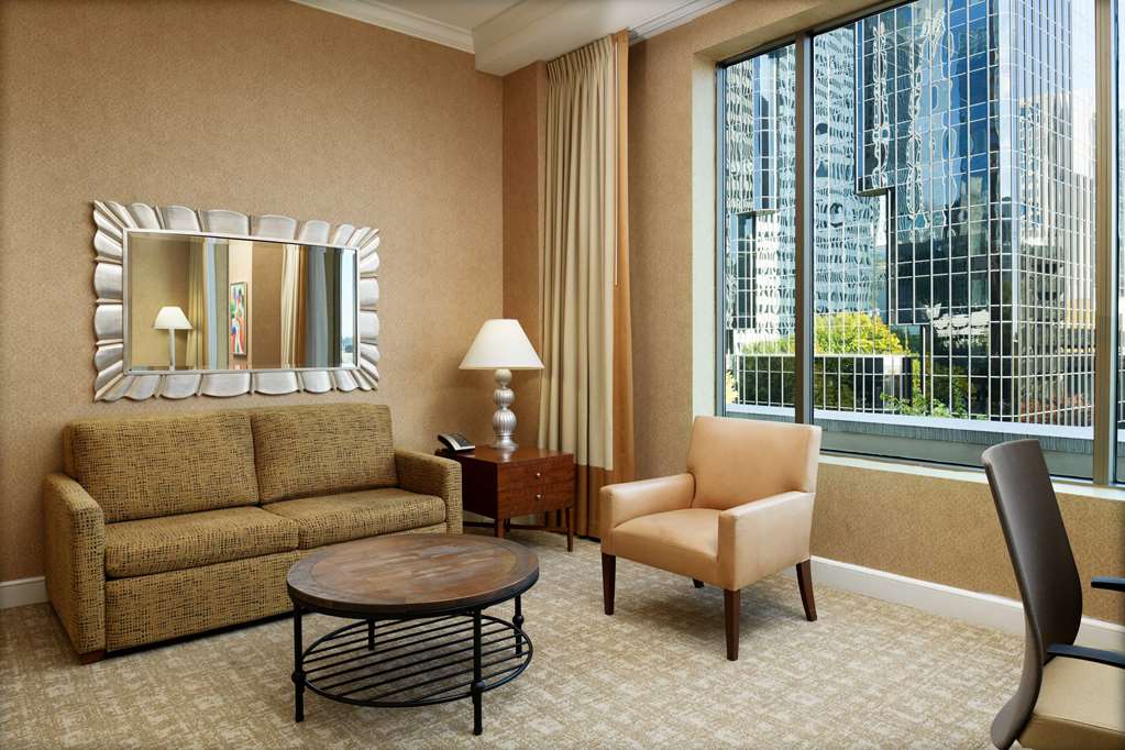 Hilton Charlotte Center City - Tap to explore photos