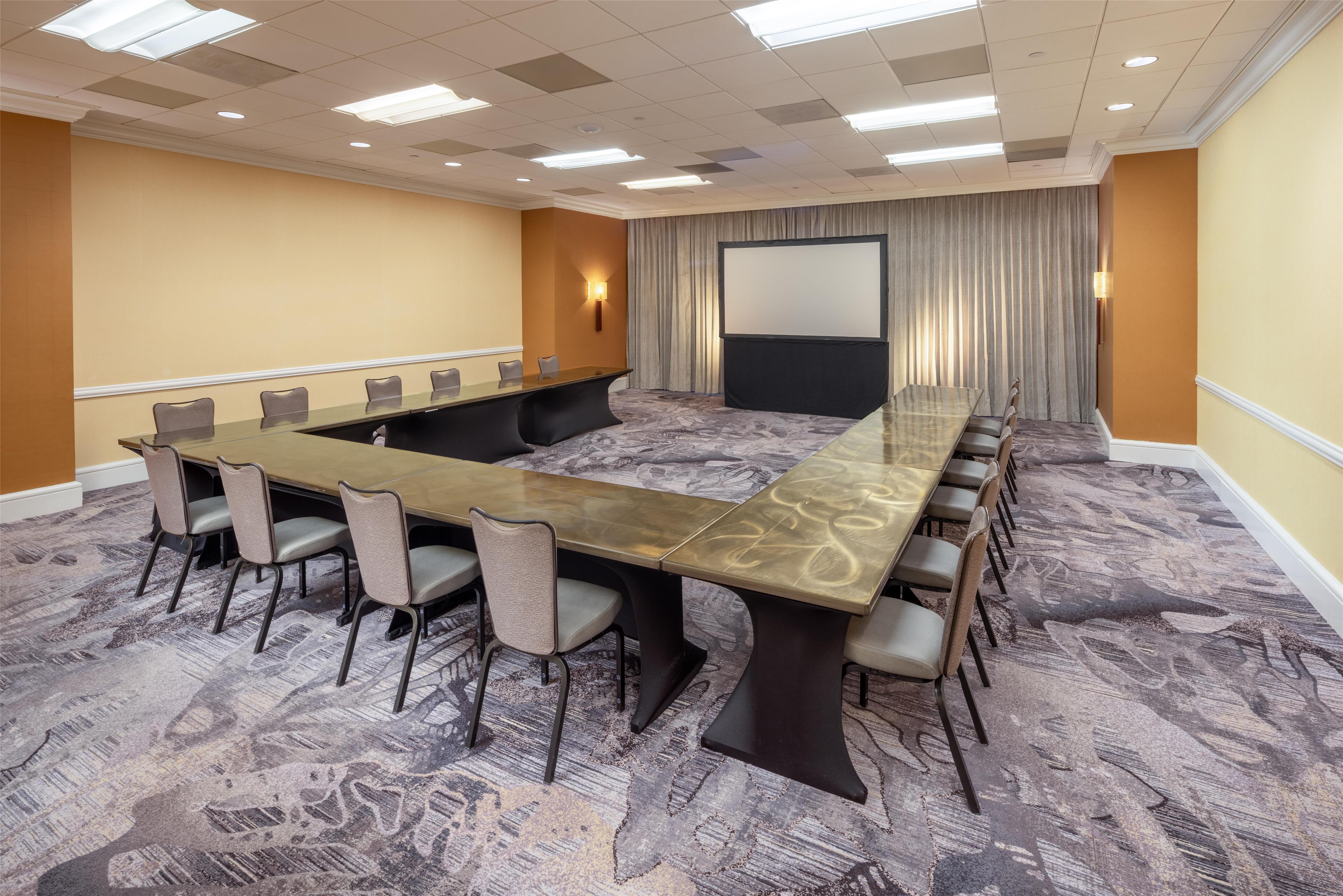 Meeting Room | Hilton Charlotte Uptown