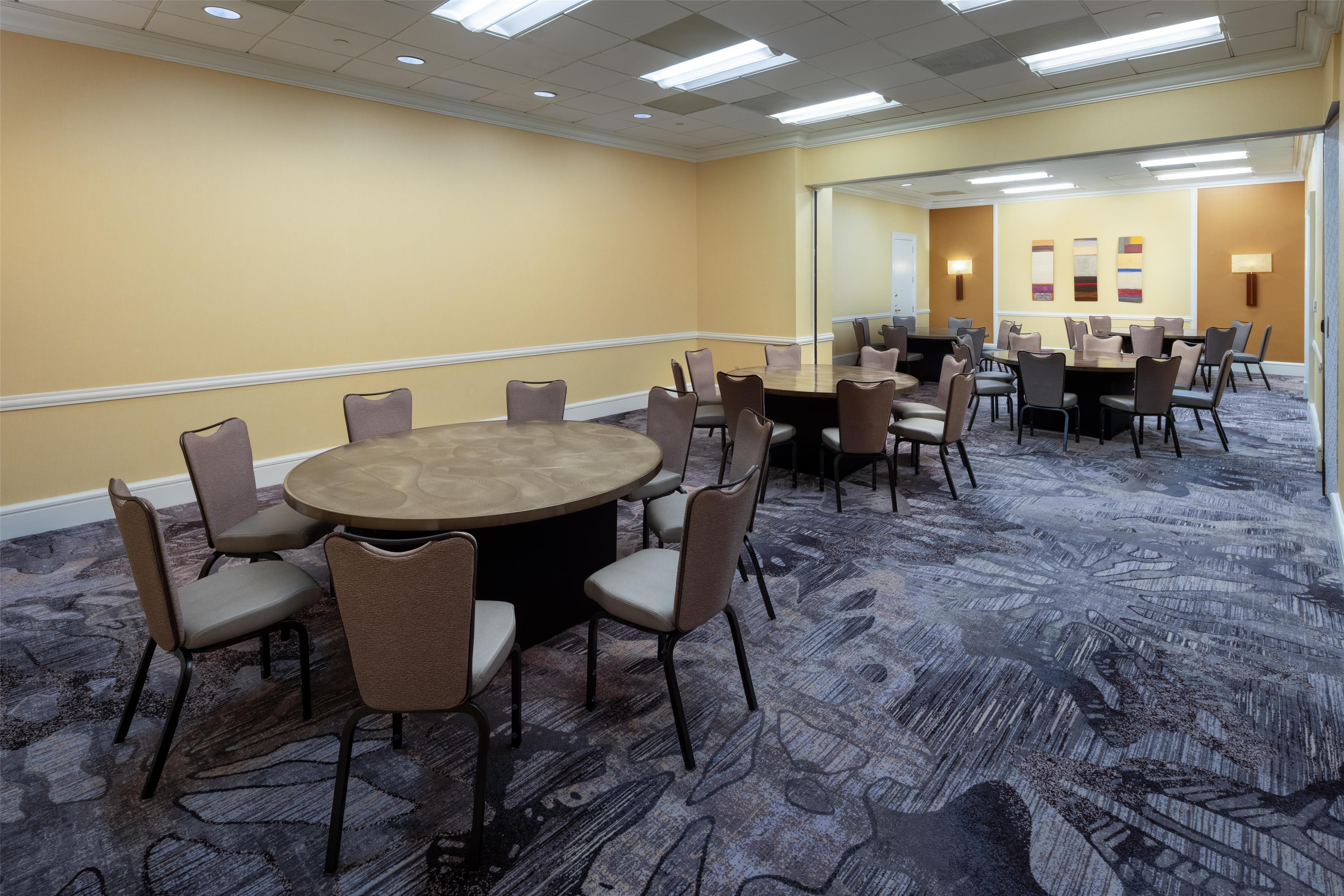 Meeting Room | Hilton Charlotte Uptown