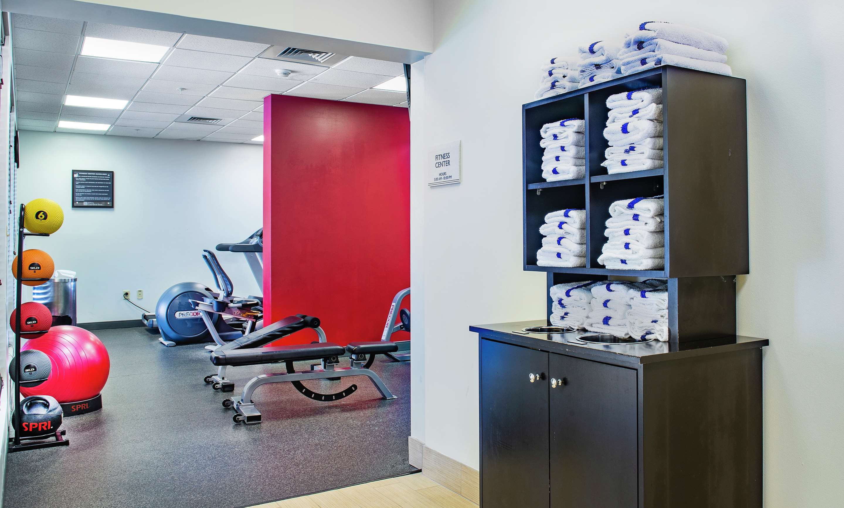 Health club fitness center gym | Hilton Garden Inn Charlotte Pineville