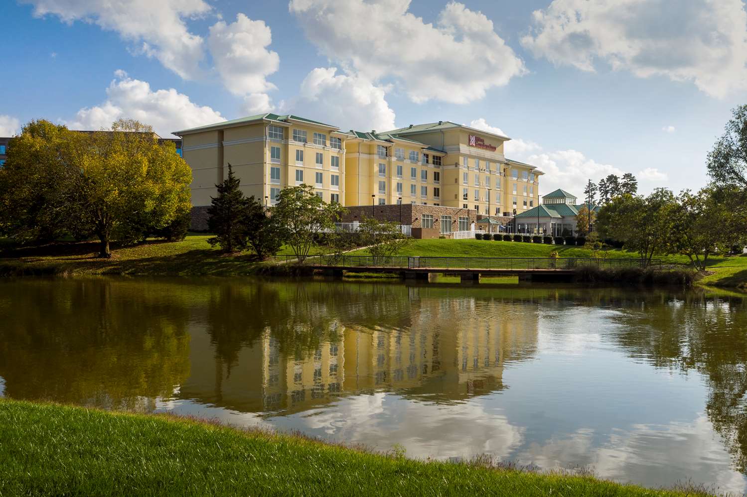 Hilton Garden Inn Airport Charlotte, NC See Discounts