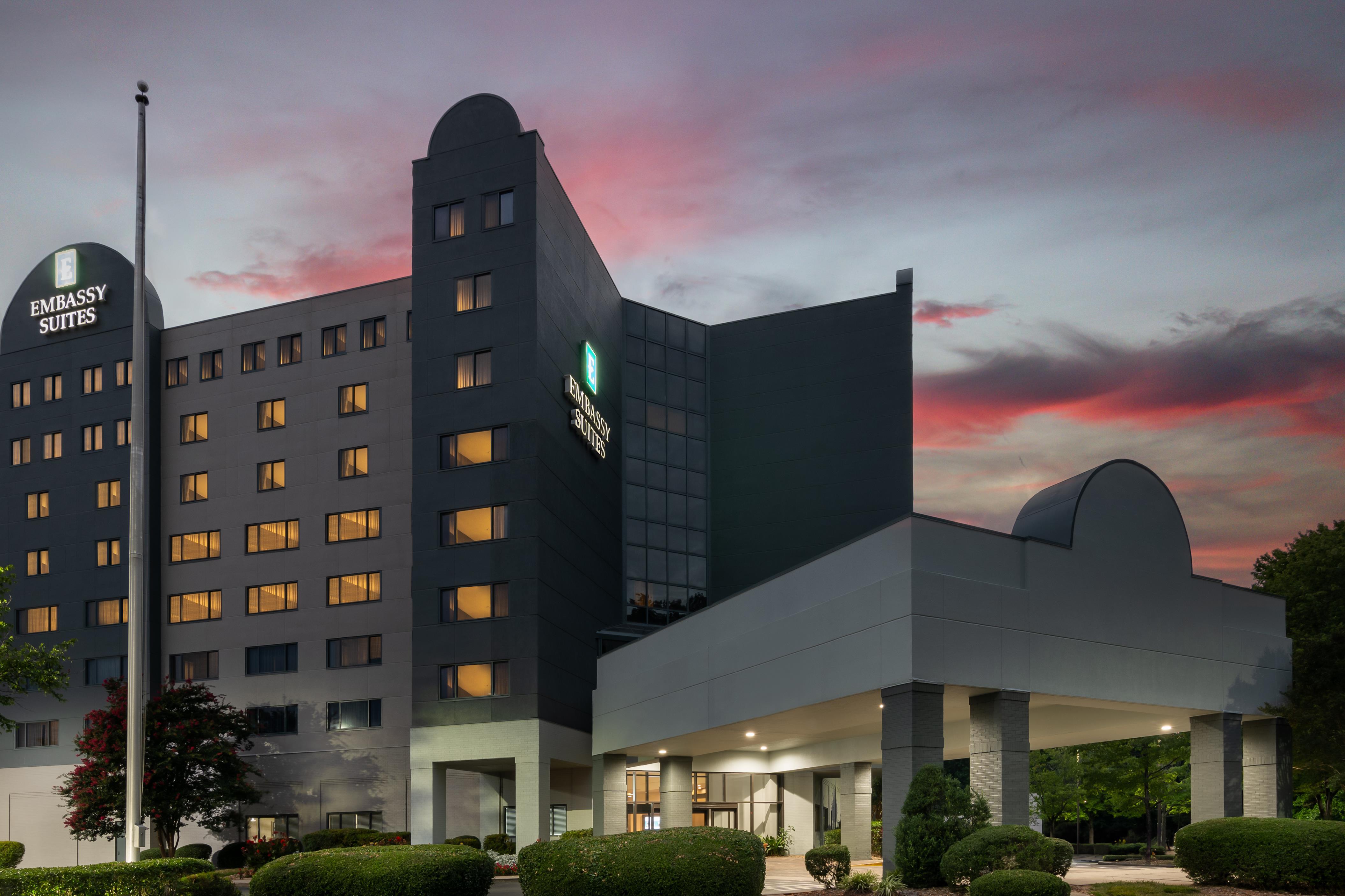 Exterior | Embassy Suites Hotel Charlotte