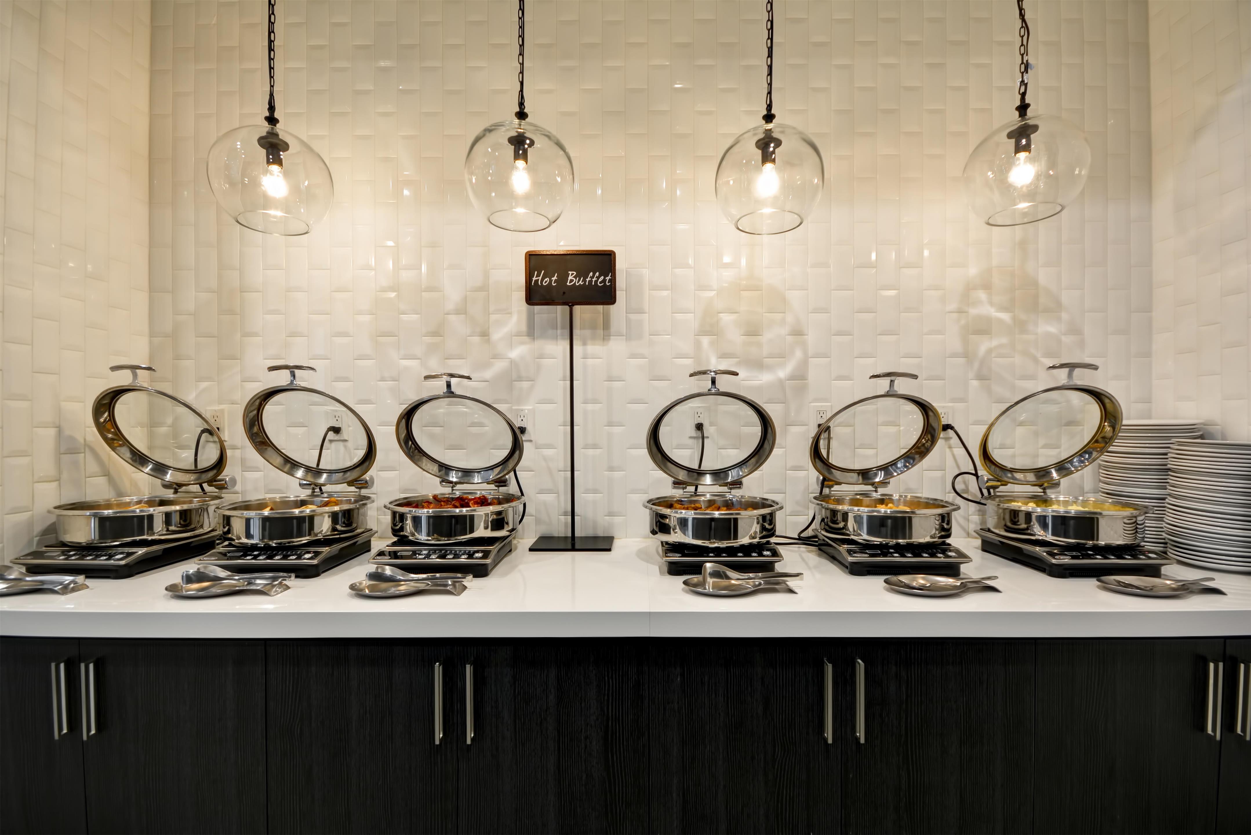 Restaurant | Embassy Suites Hotel Charlotte