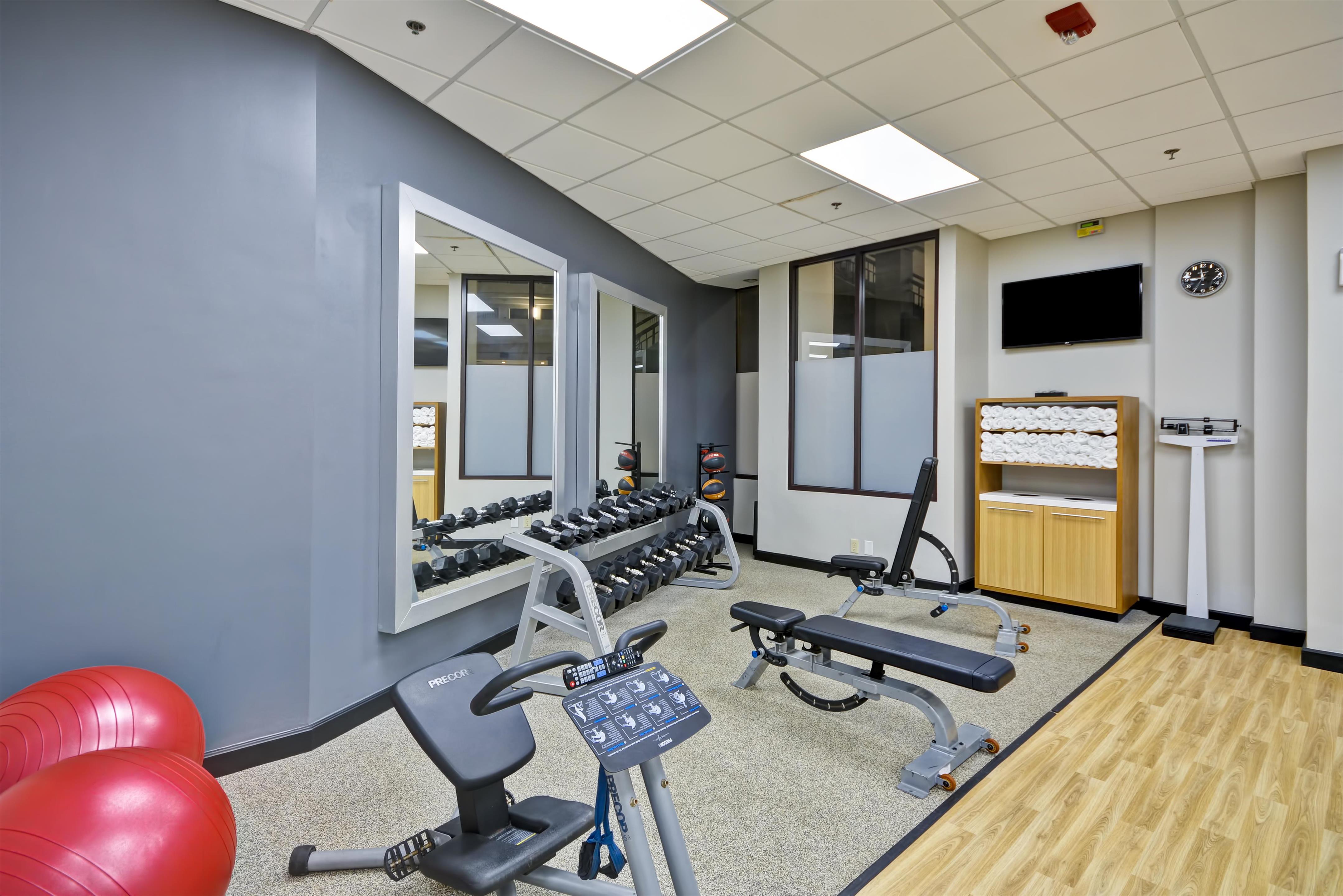 Health club fitness center gym | Embassy Suites Hotel Charlotte