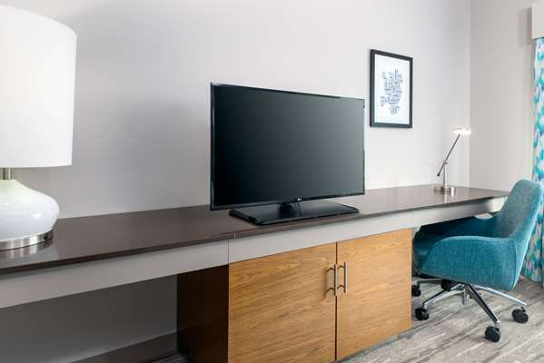  - Hilton Garden Inn Uptown Charlotte