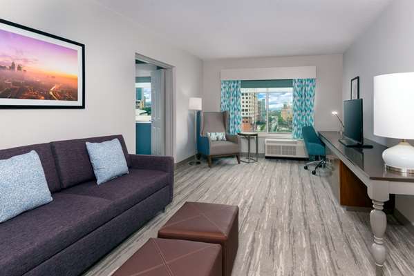  - Hilton Garden Inn Uptown Charlotte