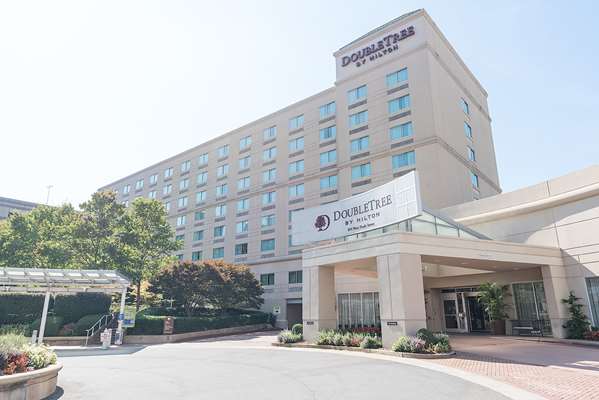 Exterior view - DoubleTree by Hilton Hotel Gateway Village Charlotte - I-77, Exit 10B