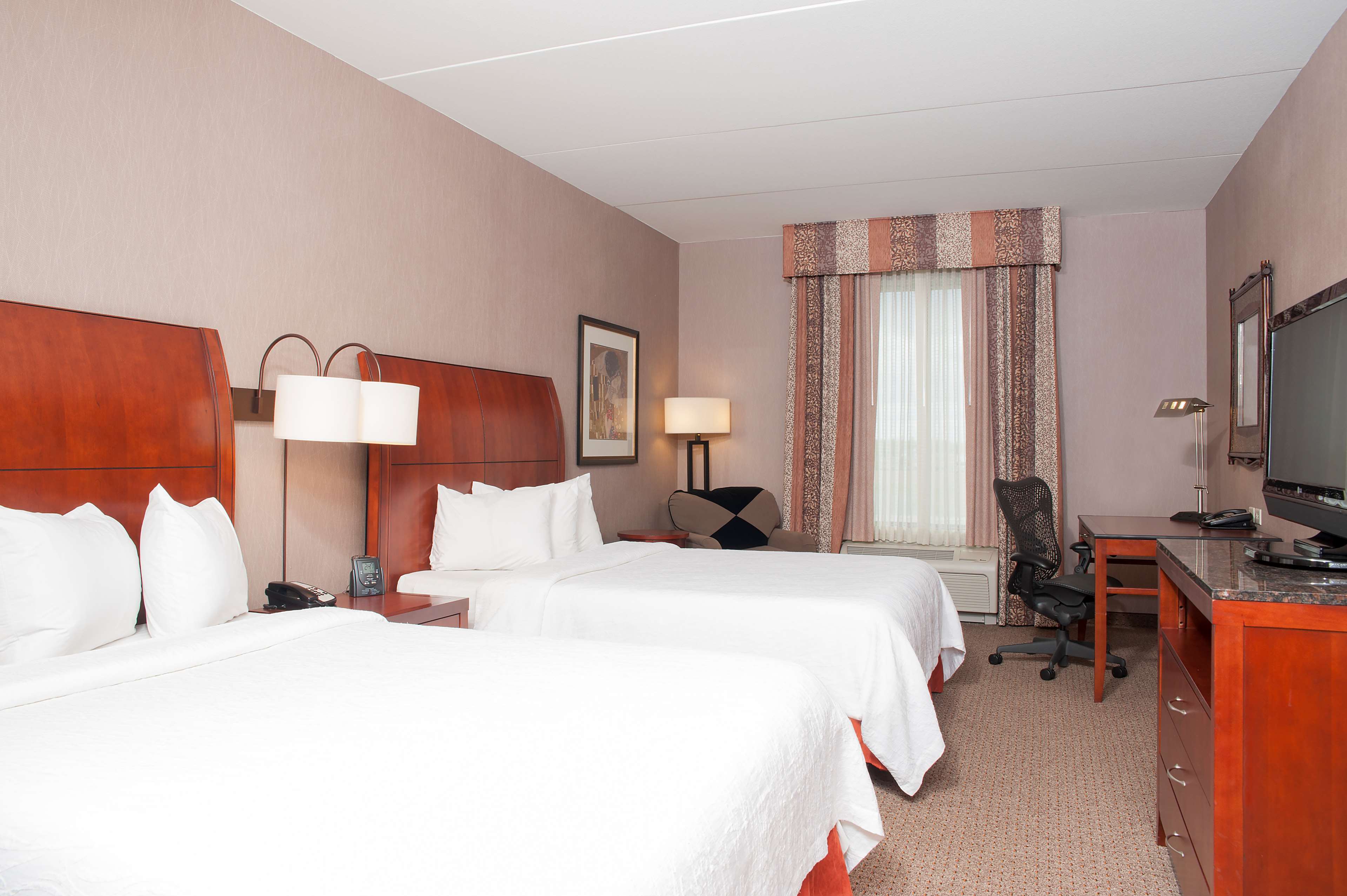 Hilton Garden Inn Columbus/Edinburgh Room Type - 2 QUEEN BEDS