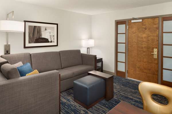  - Embassy Suites Columbus - I-270, Exit 27