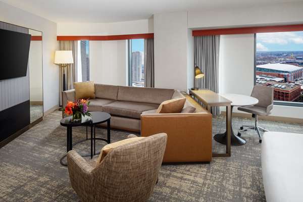  - Hilton Hotel Downtown Columbus - I-670, Exit 4