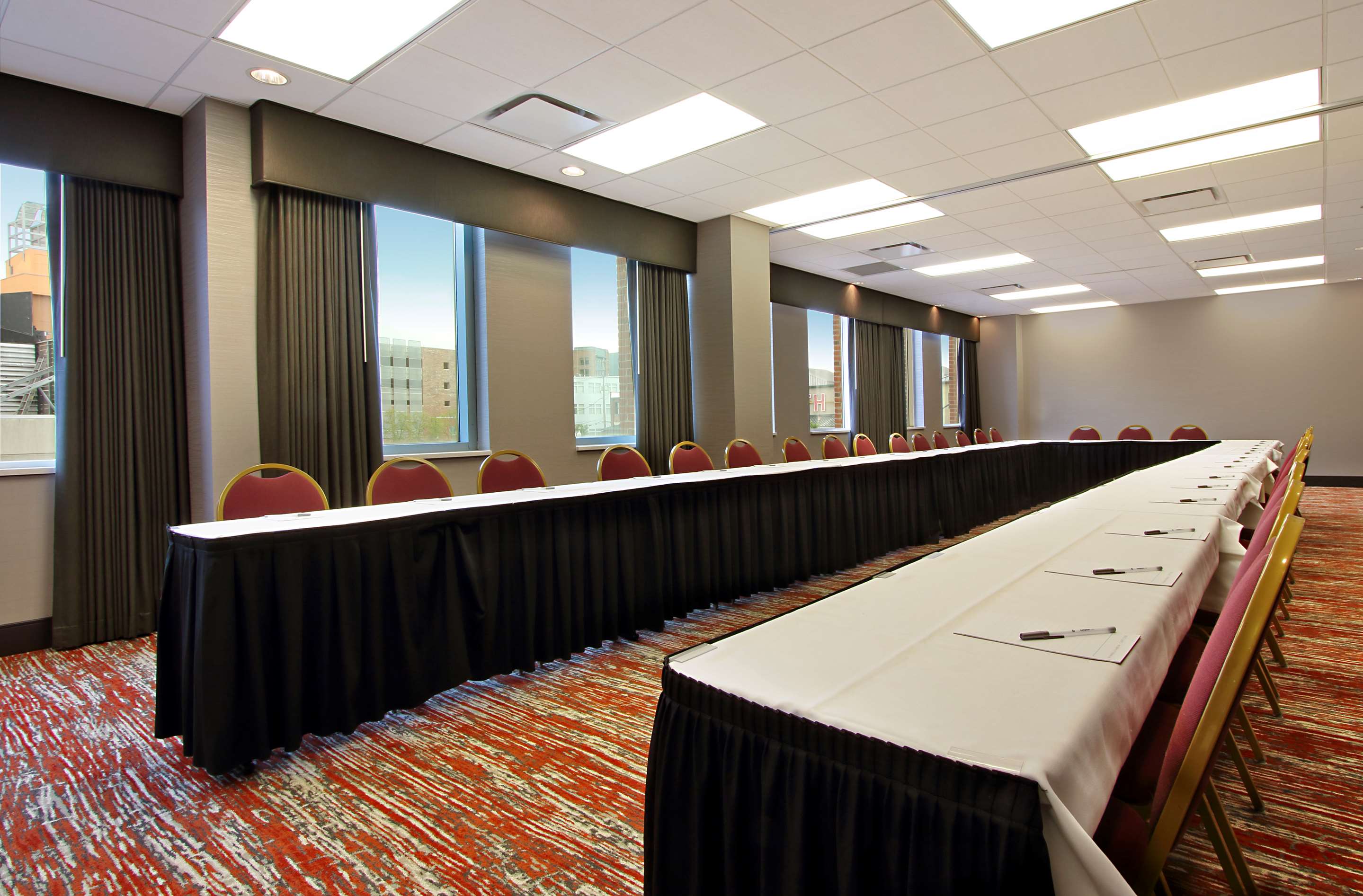 Meeting Room | Hampton Inn & Suites Columbus-Downtown