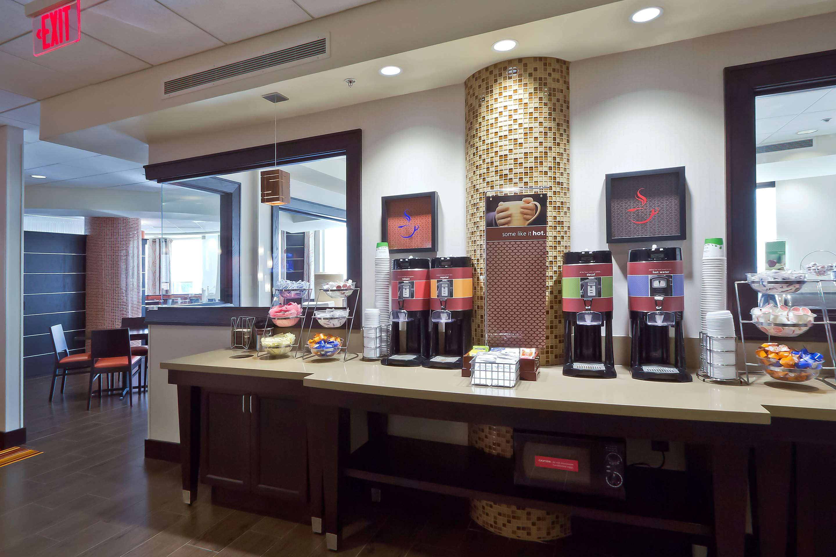 Restaurant | Hampton Inn & Suites Columbus-Downtown