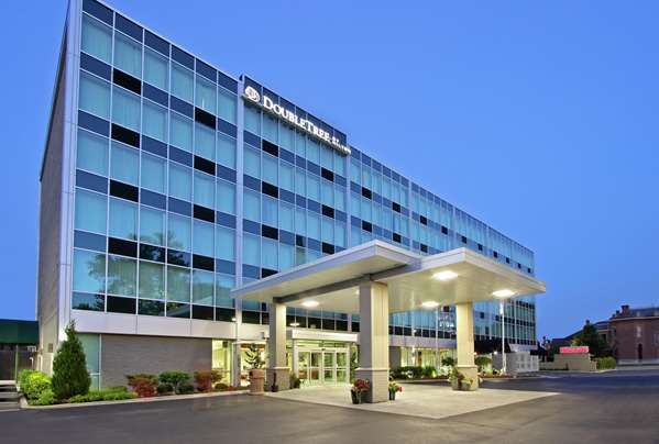 Exterior view - DoubleTree by Hilton Hotel Newark