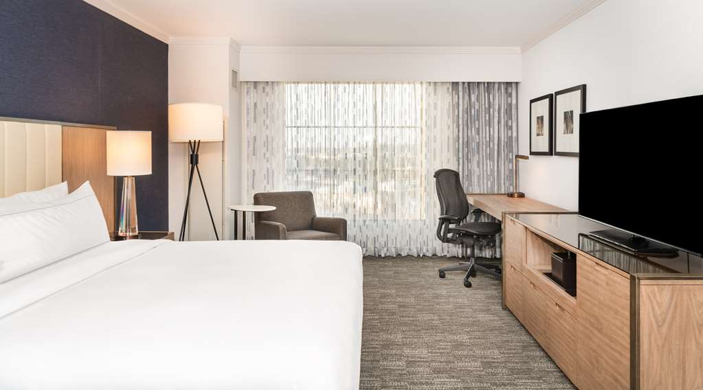 Hilton Columbus/Polaris Room Type - 1KNG MOB HEARNG ACC RI-SHW
