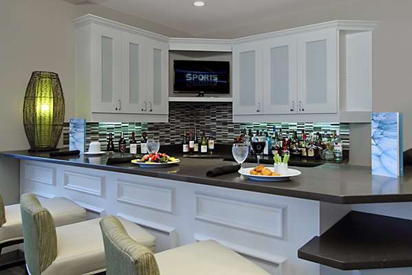 Bar - Hilton Garden Inn OSU Columbus