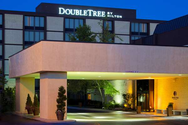 Exterior view - DoubleTree by Hilton Hotel Worthington Columbus - I-270, Exit 23