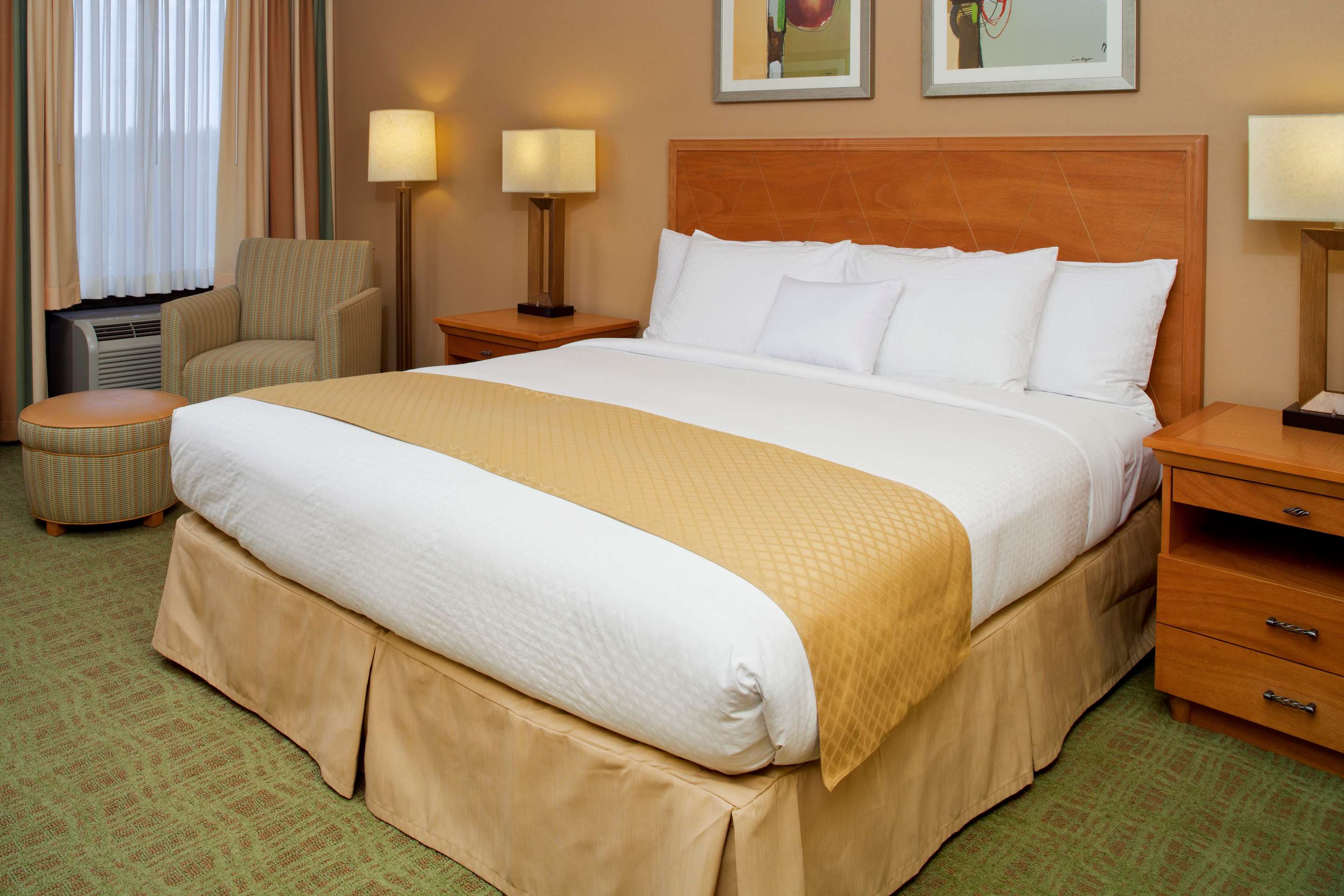 Guest room