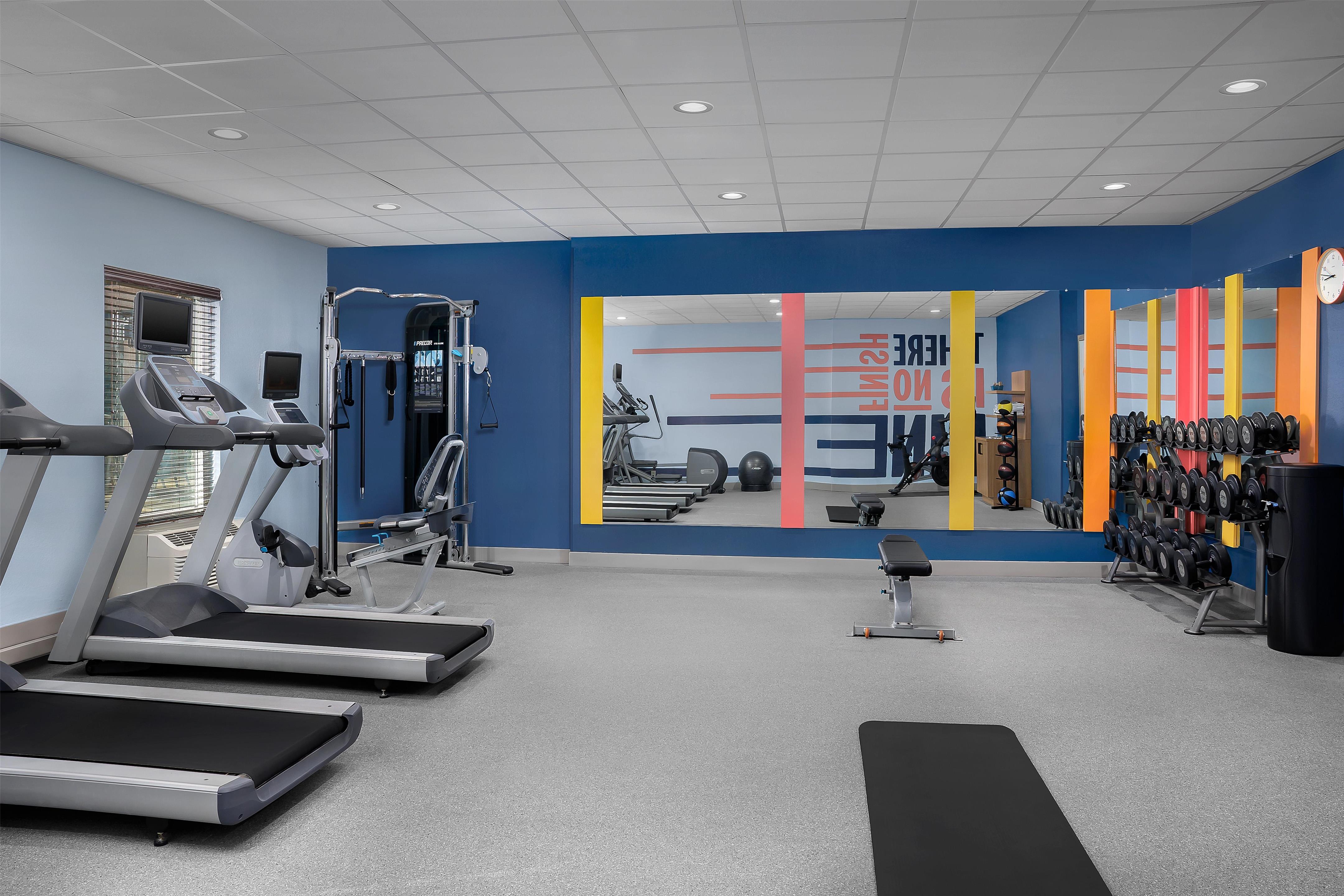 Health club fitness center gym | Hampton Inn & Suites Clinton - I-26