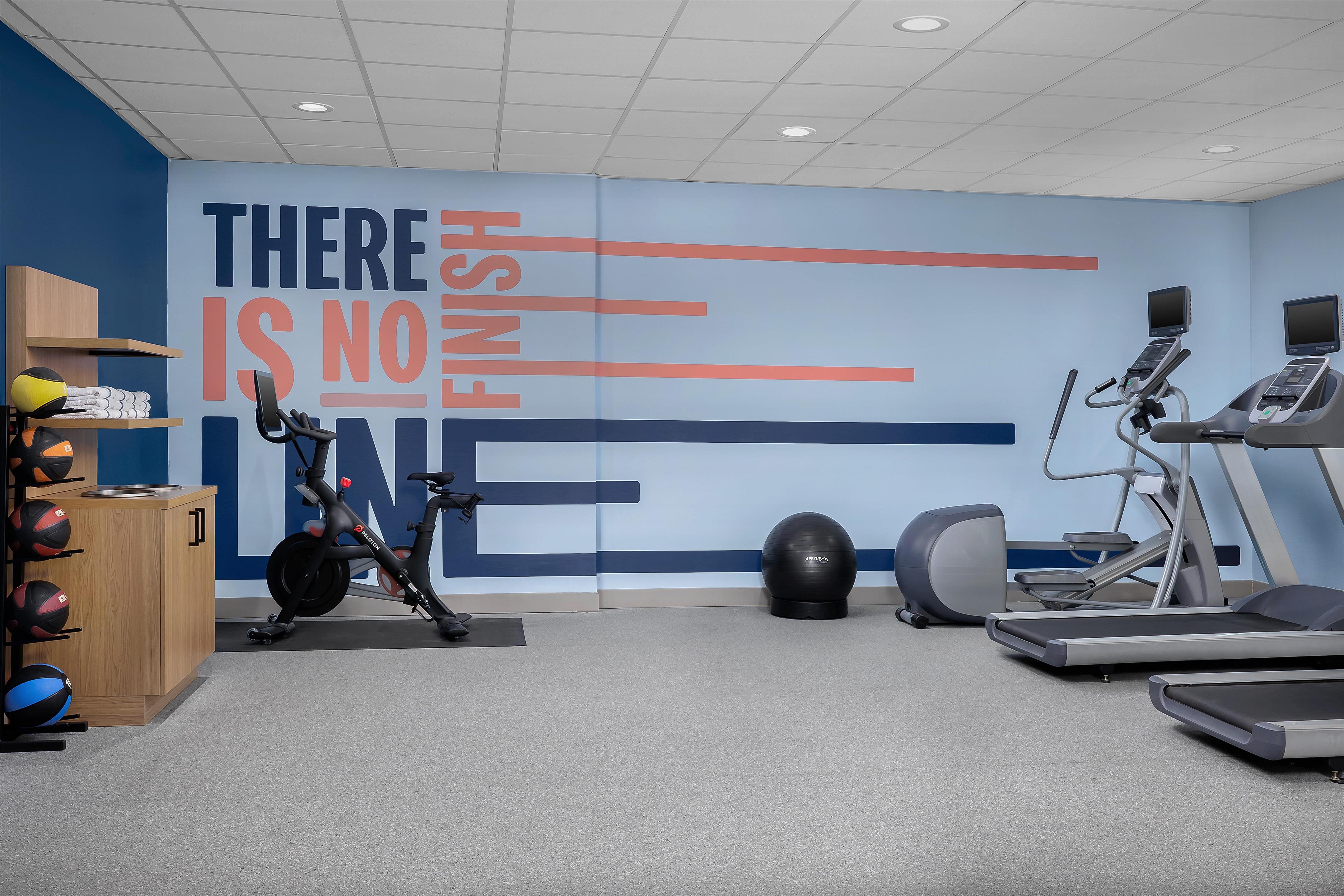 Health club fitness center gym | Hampton Inn & Suites Clinton - I-26