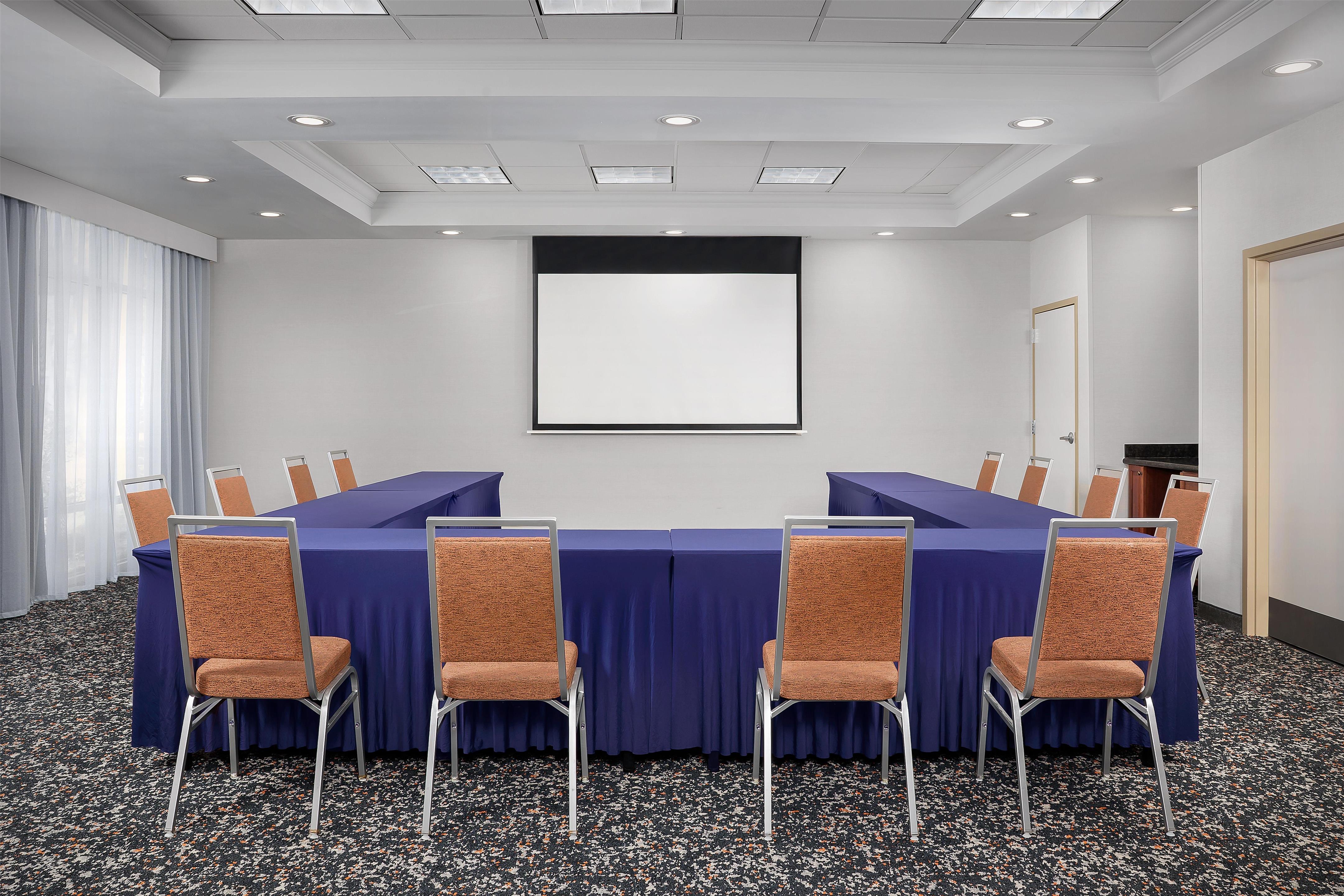 Meeting Room | Hampton Inn & Suites Clinton - I-26