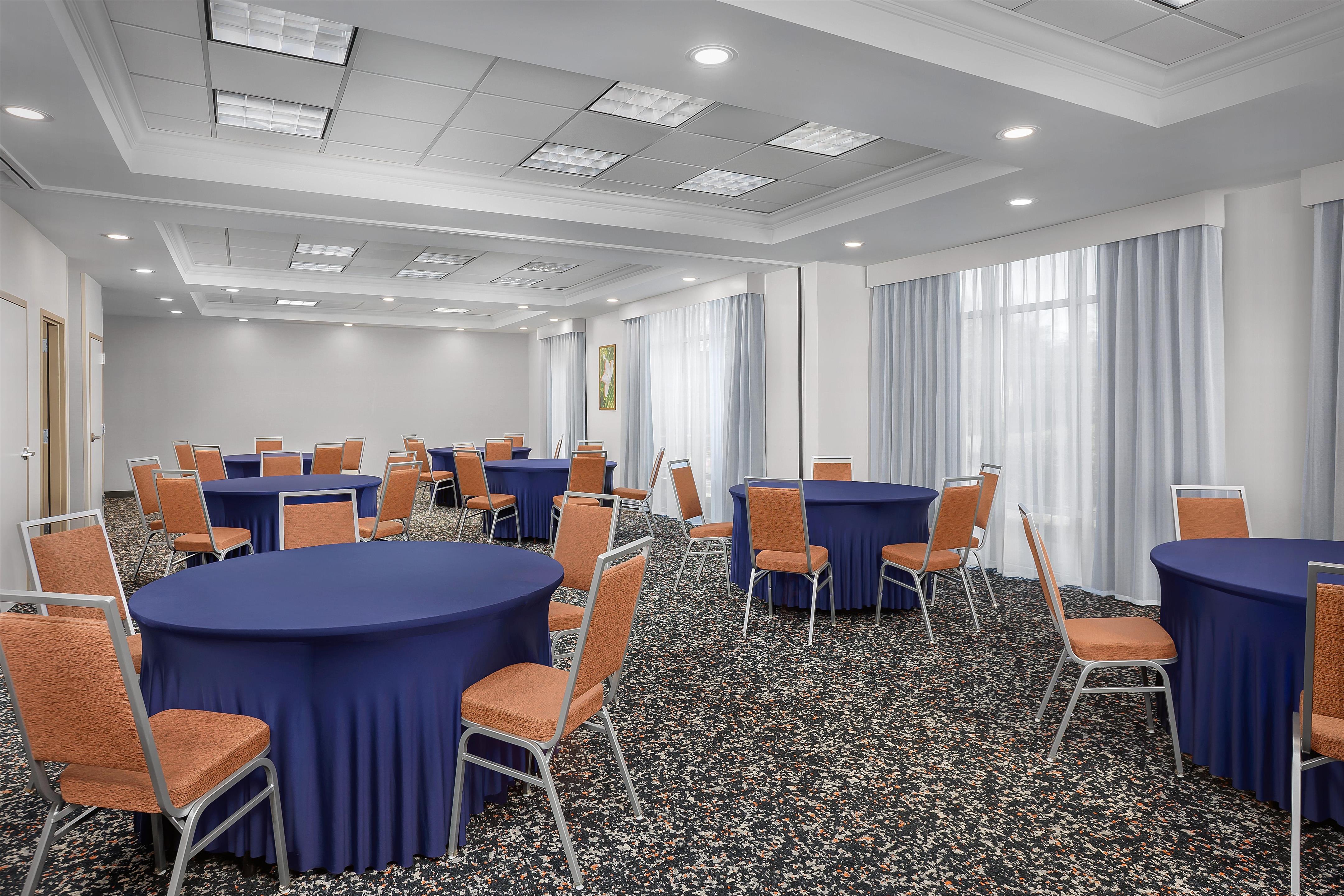 Meeting Room | Hampton Inn & Suites Clinton - I-26