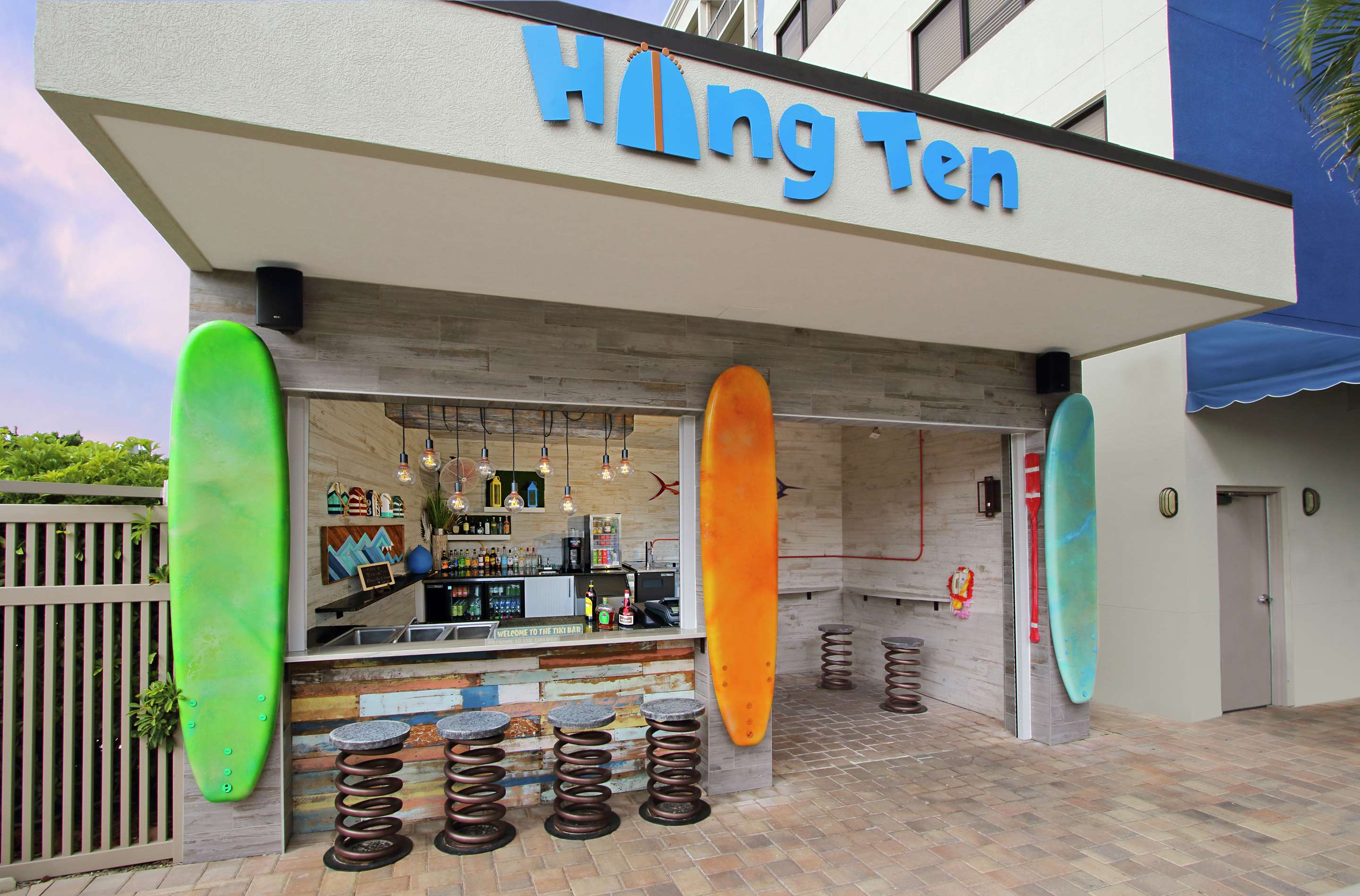 BarLounge | Hampton Inn Cocoa Beach