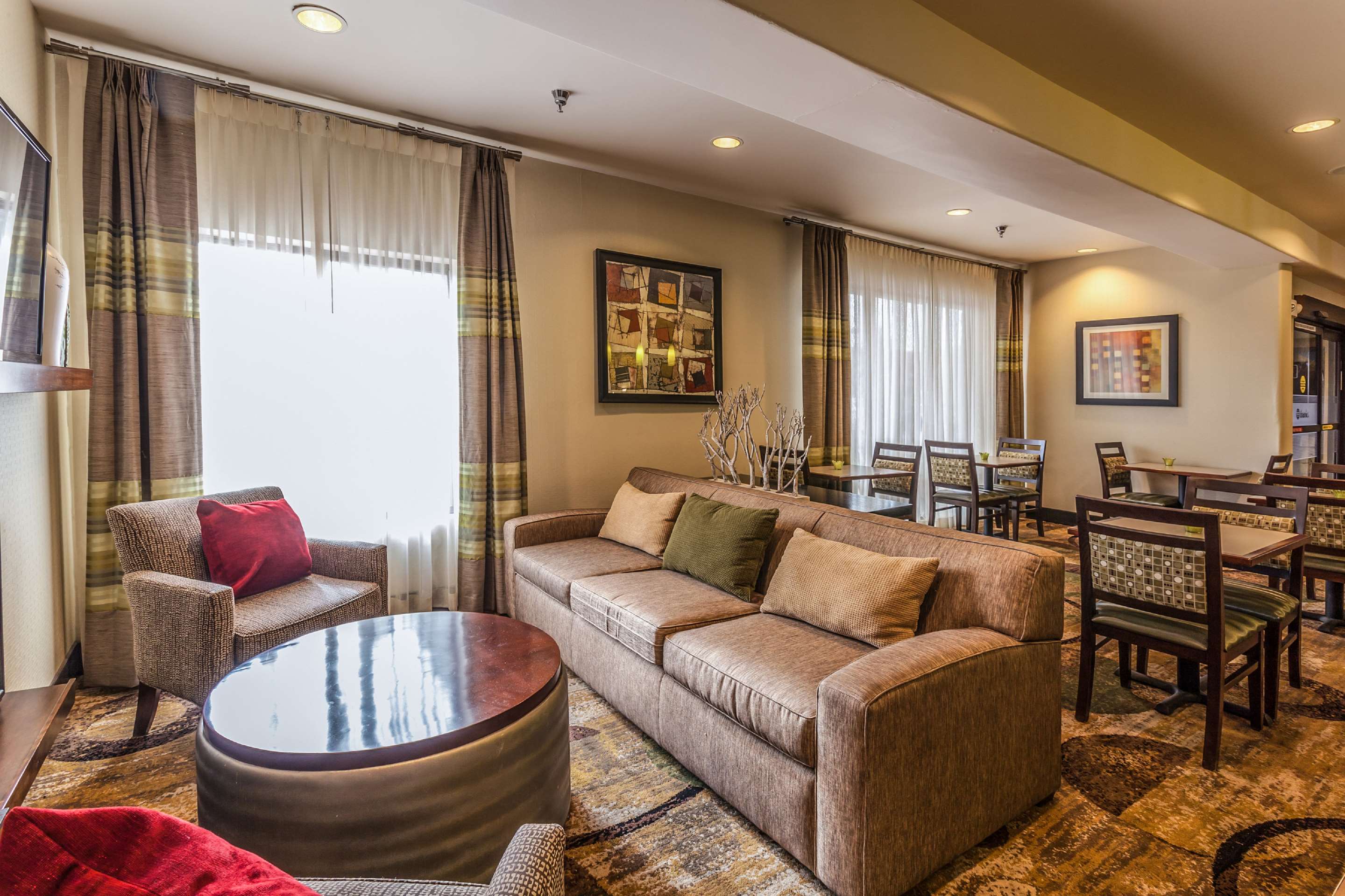 Reception | Hampton Inn Colorado Springs-Airport